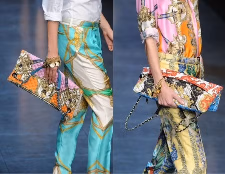 4. Túi gập - Foldover bags Kiểu túi 2 trong 1 có thể xách, đeo hoặc cầm tay này sẽ cực hot trong mùa xuân, hè và thu 2012 bởi sự mới lạ, phong cách và sành điệu mà nó đem tới cho các tín đồ thời trang.