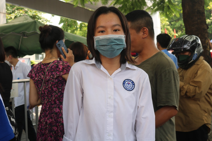 Em Hoàng Diệu Minh chia sẻ thế mạnh của thí sinh là môn Ngoại ngữ - tiếng Nhật thi vào chiều nay (ngày 10/6/2023). (Ảnh: Phương Nga). Em Hoàng Diệu Minh chia sẻ thế mạnh của thí sinh là môn Ngoại ngữ - tiếng Nhật thi vào chiều nay (ngày 10/6/2023). (Ảnh: Phương Nga).