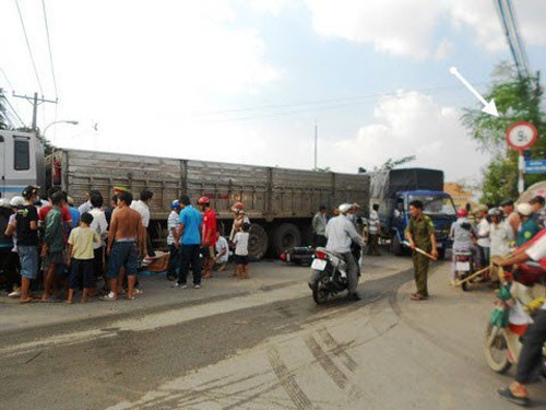 Tài xế vô cảm và những tiết lộ gây sốc ảnh 1 Tài xế vô cảm và những tiết lộ gây sốc, Tin tức trong ngày, tai xe vo cam, co tinh can chet nguoi, nu sinh bi xe tai can qua dau, tai nan, chet tham, hoc sinh, bo mac nan nhan, xe tai, tai xe bo chay, bao, tin tuc, tin hot, tin hay, vn