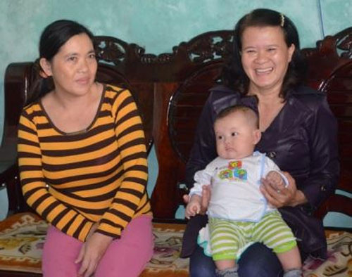 Xác minh bé 3 tháng tuổi biết nói ảnh 2 Xác minh bé 3 tháng tuổi biết nói, Tin tức trong ngày, be 3 thang tuoi biet noi, tre biet noi, than dong biet noi, tre la than dong, 3 thang tuoi da biet noi, 3 thang tuoi biet noi, tre tap noi, tin tuc, tin nhanh, tin hot, vn