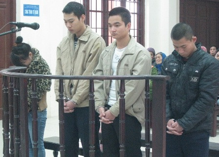 4 bị cáo tại phiên tòa 4 bị cáo tại phiên tòa