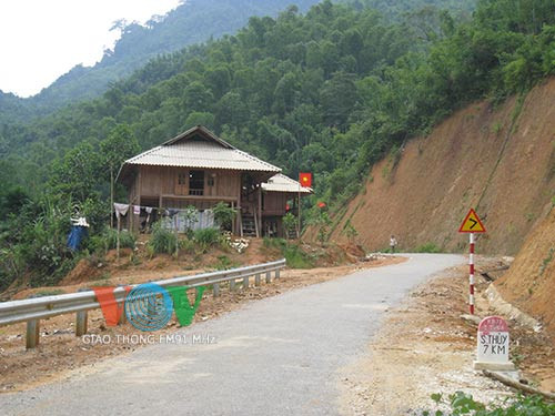 Động đất ở Thanh Hóa, dân hoảng loạn ảnh 1 Động đất ở Thanh Hóa, dân hoảng loạn, Tin tức trong ngày, dong dat o thanh hoa, dong dat, vung nui thanh hoa, rung chan, nha cua rung lac, tieng no, long dat phat tieng no, bao, tin tuc, tin hot, tin hay, vn