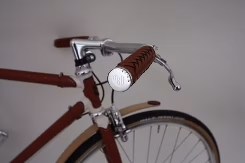 Chiếc xe mang đậm phong cách vintage của Hatton Garden và Harcourt Design.