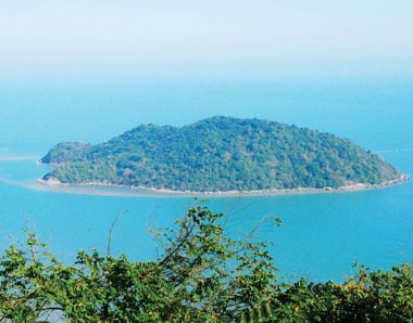 Hòn Đồi Mồi không một bóng người thuộc quần đảo Phú Quốc.