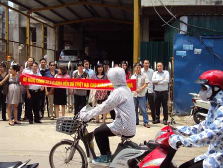 Khách hàng tiếp tục tố cáo chủ đầu tư Lilama Hà Nội đòi trả lại tiền chậm tiến độ Khách hàng tiếp tục tố cáo chủ đầu tư Lilama Hà Nội đòi trả lại tiền chậm tiến độ