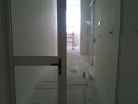 Cả khu phơi đồ rộng thênh thang, sâu hun hút khiến khách hàng mua nhà tại Landmark Tower đau đầu tìm cách cải tạo Cả khu phơi đồ rộng thênh thang, sâu hun hút khiến khách hàng mua nhà tại Landmark Tower đau đầu tìm cách cải tạo