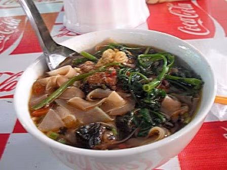 4. Bánh đa cua Hải Phòng - Đơn vị sở hữu: TP Hải Phòng