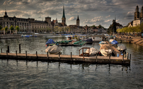 Zurich – thành phố lý tưởng, không gian xanh và khí hậu ôn hòa, Zurich được người dân khắp thế giới bình chọn là thành phố lý tưởng nhất thế giới. Đây là niềm tự hào của Thụy sĩ khi sở hữu thành phố vững mạnh về tài chính, ổn định về chính trị và thu hút các du khách cũng như người yêu nghệ thuật nhờ hệ thống bảo tàng và lễ hội văn hóa độc đáo. Zurich – thành phố lý tưởng, không gian xanh và khí hậu ôn hòa, Zurich được người dân khắp thế giới bình chọn là thành phố lý tưởng nhất thế giới. Đây là niềm tự hào của Thụy sĩ khi sở hữu thành phố vững mạnh về tài chính, ổn định về chính trị và thu hút các du khách cũng như người yêu nghệ thuật nhờ hệ thống bảo tàng và lễ hội văn hóa độc đáo.