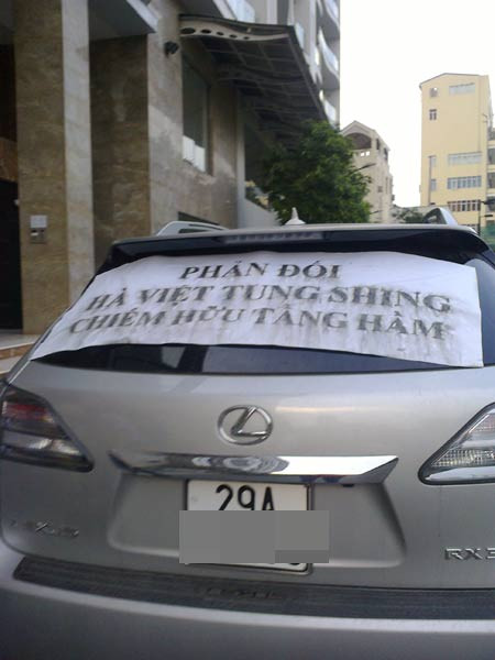 Cư dân phản đối chủ đầu tư tăng giá gửi xe từ 1 triệu đồng lên 2 triệu đồng