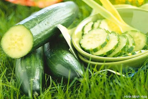 Với tính thanh mát nên dưa chuột được nhiều người lựa chọn cho bữa ăn mùa hè.