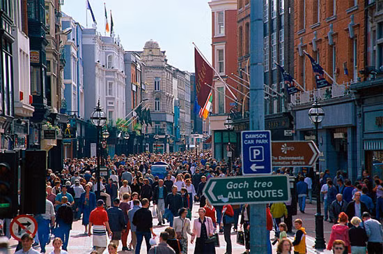 10. Ireland: Thuế suất thuế thu nhậtp cá nhân cao nhất: 48%. Thu nhập bình quân năm 2010: 50.400 USD