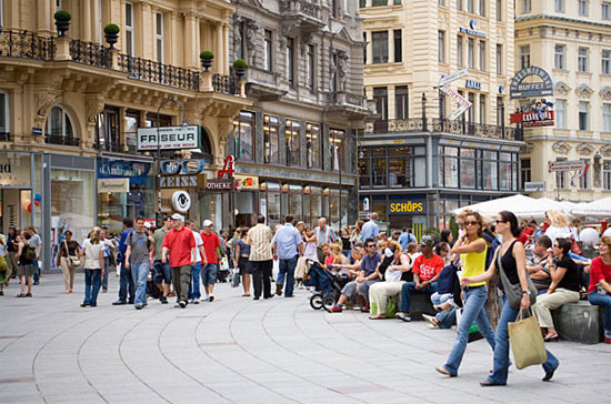 5.Áo: Thuế suất thuế thu nhập cá nhân cao nhất: 50% Thu nhập bình quân năm 2010: 50.700 USD. Mức thuế suất cao nhất 50% của Áo đánh vào thu nhập từ 80.000 USD trở lên. 5.Áo: Thuế suất thuế thu nhập cá nhân cao nhất: 50% Thu nhập bình quân năm 2010: 50.700 USD. Mức thuế suất cao nhất 50% của Áo đánh vào thu nhập từ 80.000 USD trở lên.