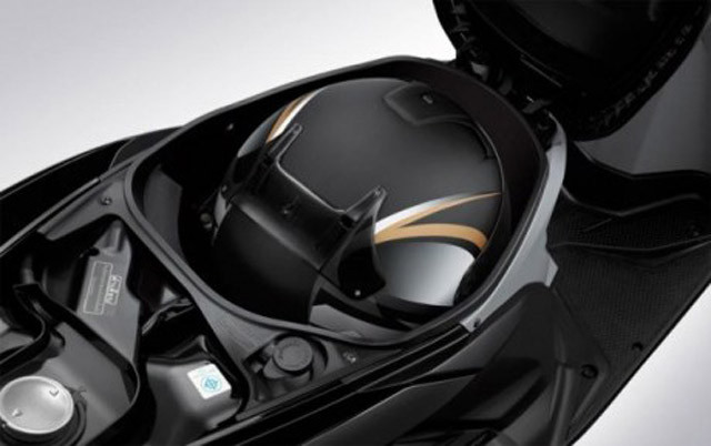 Cốp đựng đồ giống dáng xe Honda click cũ Cốp đựng đồ giống dáng xe Honda click cũ