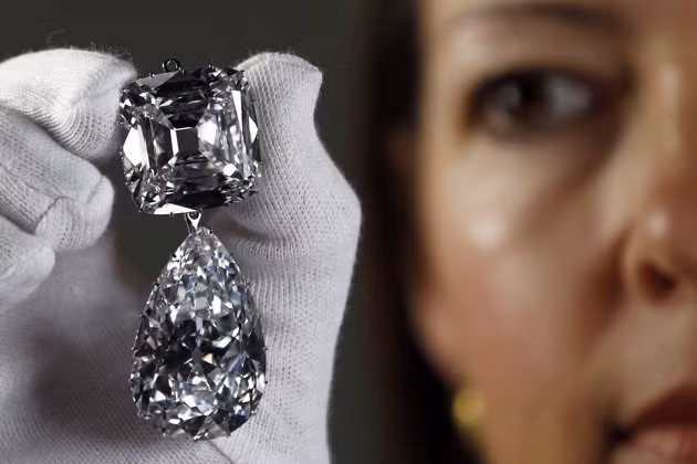 Trâm cài Cullinan III và IV được đánh giá đắt nhất thế giới, hiện tại vẫn chưa được cập nhật giá cụ thể. Nó sẽ xuất hiện trong một triển lãm trang sức kim cương trong tháng 6 này