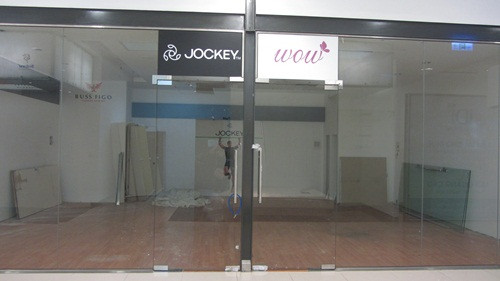 Vườn không nhà trống... (Grand Plaza) Vườn không nhà trống... (Grand Plaza)