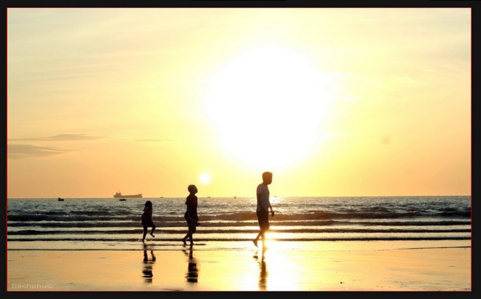 Bình minh trên biển Cửa Lò Bình minh trên biển Cửa Lò