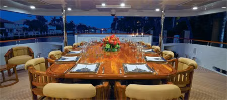 Trên du thuyền này, có đủ chỗ ngủ cho 12 người.