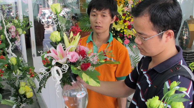 Giá hoa vào ngày của mẹ không tăng hơn ngày thường Giá hoa vào ngày của mẹ không tăng hơn ngày thường