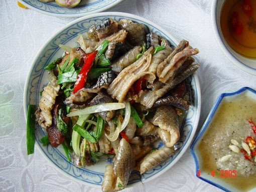 Món rắn hổ đất cũng là món ăn ngon ưa thích của cho các phú hộ Món rắn hổ đất cũng là món ăn ngon ưa thích của cho các phú hộ