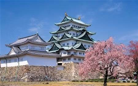 Nagoya, Nhật Bản, Mức giá cao hơn so với trung bình thế giới: 20,5%. Bữa ăn trưa nhanh: 19 USD 1kg gạo: 8,5 USD Nagoya, Nhật Bản, Mức giá cao hơn so với trung bình thế giới: 20,5%. Bữa ăn trưa nhanh: 19 USD 1kg gạo: 8,5 USD