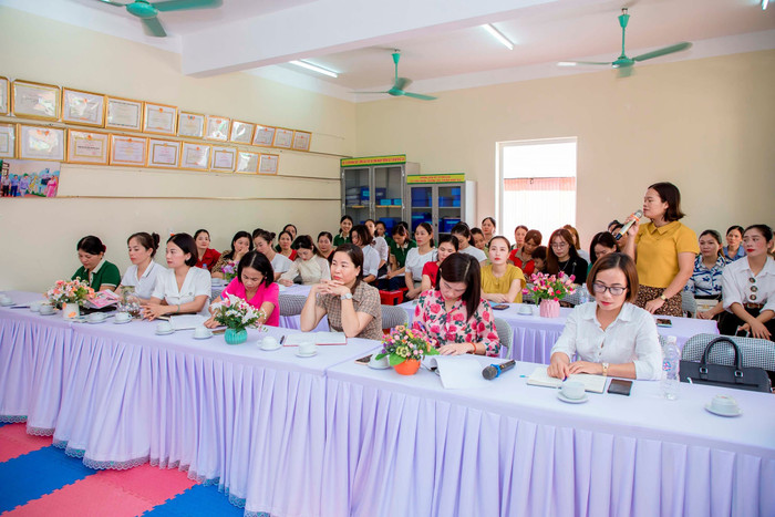 Cần tham khảo ý kiến từ các trường học về nhu cầu nhân sự trước khi thực hiện phân bổ nhằm đảm bảo giáo viên được điều động phù hợp với năng lực và nhu cầu thực tế của đơn vị tiếp nhận. Ảnh: website Trường Mầm non Nga An. 487504808_2592546637603757_5212133578970846250_n.jpg