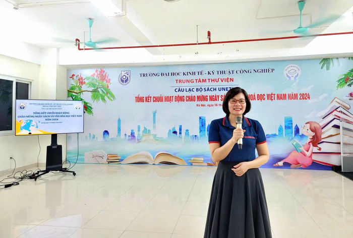Tiến sĩ Nguyễn Thị Hà, Giám đốc Trung tâm Thư viện, Trường Đại học Kinh tế - Kỹ thuật Công nghiệp. (Ảnh: NTCC) Screenshot 2025-04-10 100640.png