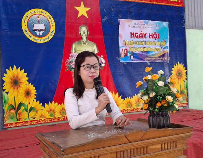 Cô Trần Thị Xuân Thịnh, Hiệu trưởng Trường Trung học cơ sở Phương Đông (huyện Bắc Trà My, tỉnh Quảng Nam). Ảnh: website nhà trường 2025_03_26_04_02_046.jpg