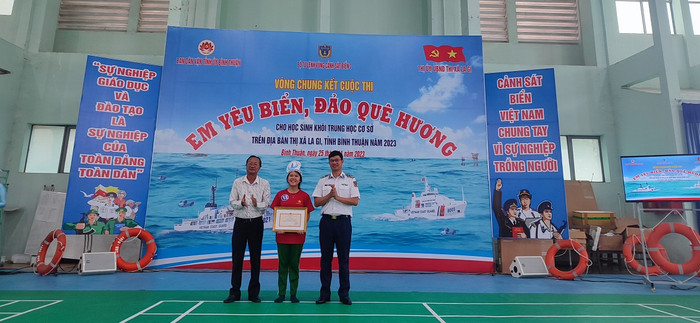 Phạm Ngô Khánh Quỳnh Trường Trung học cơ sở Phước Hội II đạt giải nhất (Ảnh tác giả)