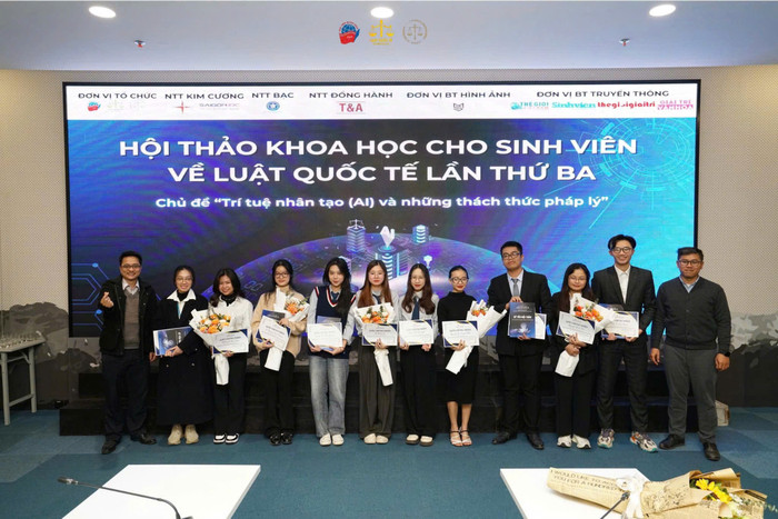 Hội thảo khoa học cho sinh viên về Luật Quốc tế lần thứ ba. (Ảnh: NTCC) Hoi thao luat bien quoc te.jpg