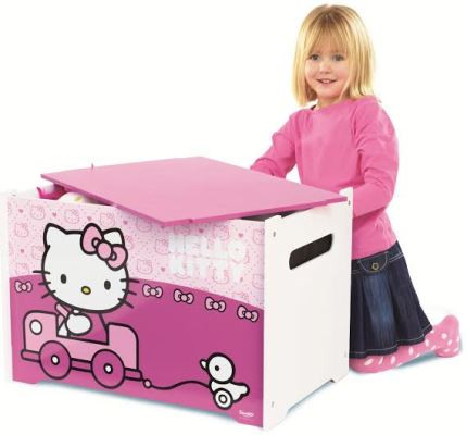 Các cô bé cũng sẽ tìm thấy đủ các chủng loại đồ chơi đáng yêu tại Toy World. Các cô bé cũng sẽ tìm thấy đủ các chủng loại đồ chơi đáng yêu tại Toy World.