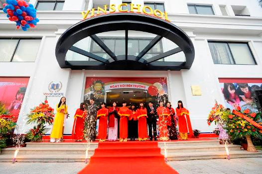 Lễ cắt băng khánh thành trường mầm non Vinschool cơ sở 1 tại khu đô thị Times City.