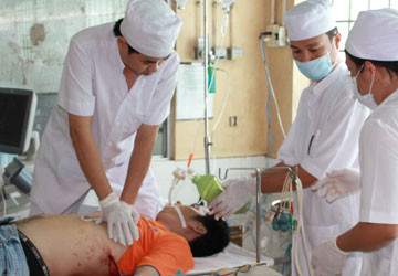 Bắt giữ ba nghi can đâm chết trung úy công an ảnh 1 Bắt giữ ba nghi can đâm chết trung úy công an ảnh 1