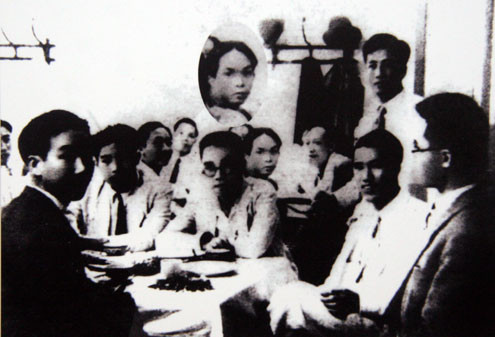 Cuộc đời đại tướng Võ Nguyên Giáp qua ảnh ảnh 44 Là cử nhân Luật rồi dạy học ở trường