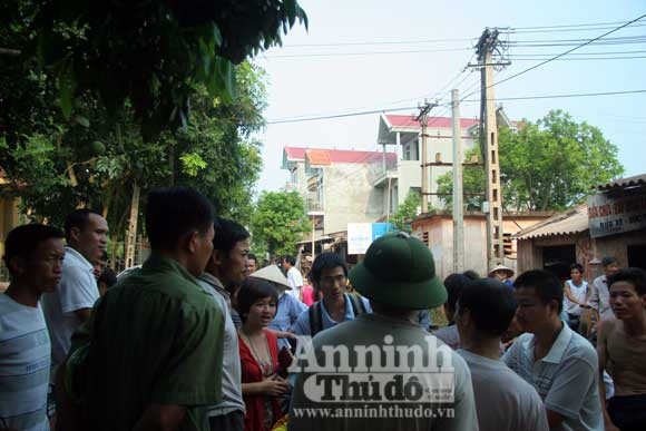 Chùm ảnh khám nhà hung thủ vụ thảm sát Bắc Giang ảnh 2