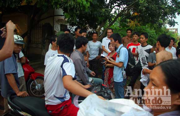 Chùm ảnh khám nhà hung thủ vụ thảm sát Bắc Giang ảnh 6