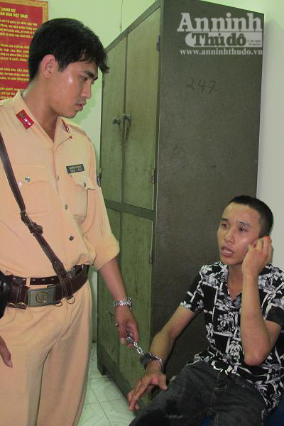Hà Nội: Tạm giữ 3 siêu mô-tô không giấy tờ ảnh 4 Hà Nội: Tạm giữ 3 siêu mô-tô không giấy tờ ảnh 4