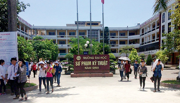 Năm 2023, Trường Đại học Sư phạm kỹ thuật Nam Định dự kiến tuyển sinh 800 chỉ tiêu hệ đại học chính quy với 3 phương thức tuyển sinh (Ảnh: internet) Năm 2023, Trường Đại học Sư phạm kỹ thuật Nam Định dự kiến tuyển sinh 800 chỉ tiêu hệ đại học chính quy với 3 phương thức tuyển sinh (Ảnh: internet)