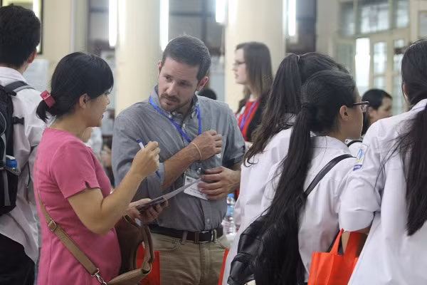 Chi phí tư vấn đều miễn phí!