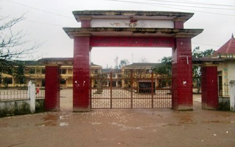 Ngôi trường THPT Nguyễn Văn Trỗi nơi 2 em T., H. nhiều lần bị ngất xỉu rồi nói sảng theo kiểu “ma nhập”.