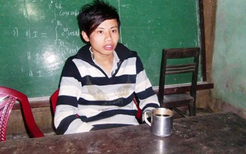 A3: Em Nguyễn Thị Thảo (ảnh trên) và em Quân kể lại những lần chứng kiến T., H. ngất xỉu, nói sảng.