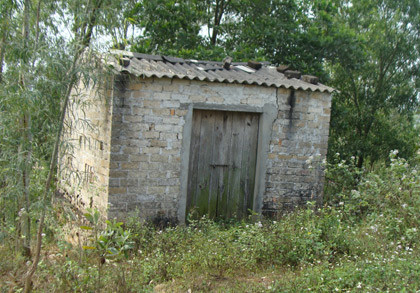 Bí ẩn ngôi đền thiêng và núi “vật” người ở Hải Phòng