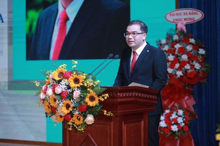 Phó Giáo sư, Tiến sĩ Nguyễn Hữu Hiếu, Hiệu trưởng Trường Đại học Bách khoa, Đại học Đà Nẵng (Ảnh: NVCC) Nguyễn Hữu Hiếu.jpg