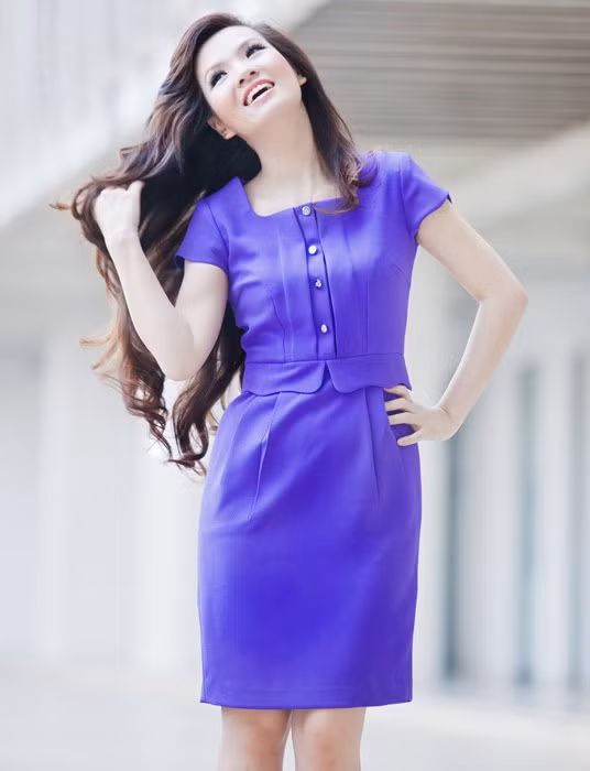 Đan Lê sở hữu một nụ cười tươi xinh và rạng rỡ.