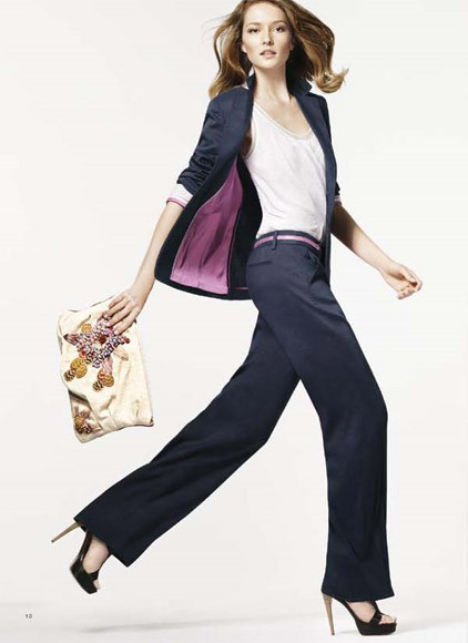 Bài tập giữ eo cho cô nàng văn phòng ảnh 3 Đẹp dáng thon eo ngay tại văn phòng, Làm đẹp, lam dep, tap the duc, eo thon, dang dep, nu cong so