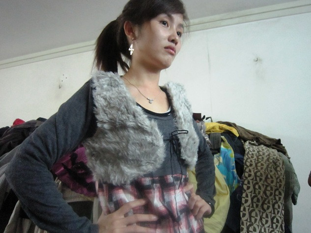 Chất liệu vải thun, len được giới trẻ thích mặc trong mùa Đông. Chất liệu vải thun, len được giới trẻ thích mặc trong mùa Đông.