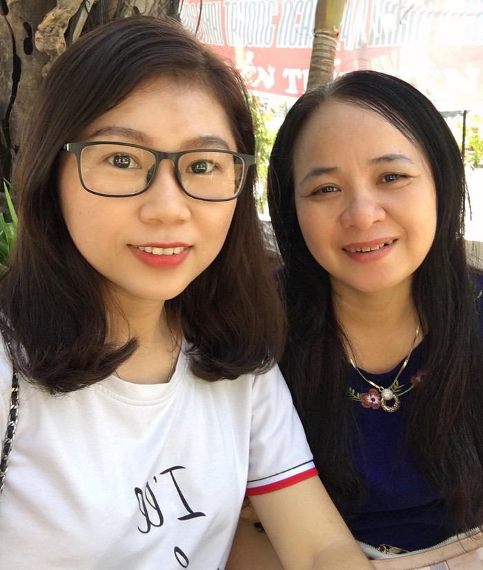 Cô học trò lớp 2 hơn 20 năm về trước nhưng năm nào cũng đến thăm và chúc Tết cô (Ảnh tác giả) Cô học trò lớp 2 hơn 20 năm về trước nhưng năm nào cũng đến thăm và chúc Tết cô (Ảnh tác giả)
