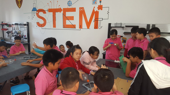 Học buổi 2, học sinh Trường Trưng Vương tỉnh Quảng Trị được học theo nhu cầu đăng ký (Ảnh nhà trường) Học buổi 2, học sinh Trường Trưng Vương tỉnh Quảng Trị được học theo nhu cầu đăng ký (Ảnh nhà trường)