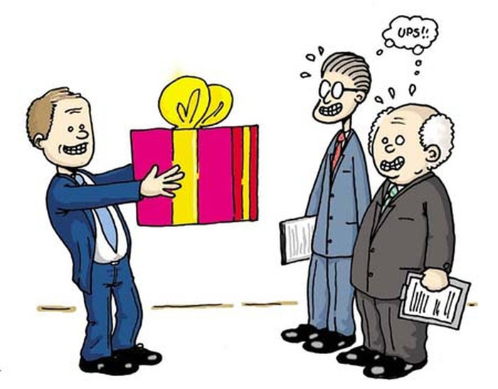 Giáo viên không có thưởng, nhưng nhà trường không thể quên Tết lãnh đạo Giáo viên không có thưởng, nhưng nhà trường không thể quên Tết lãnh đạo