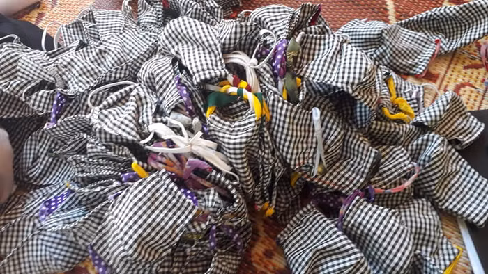 Hàng trăm chiếc khẩu trang đã được may xong (Ảnh nhà trường cung cấp)