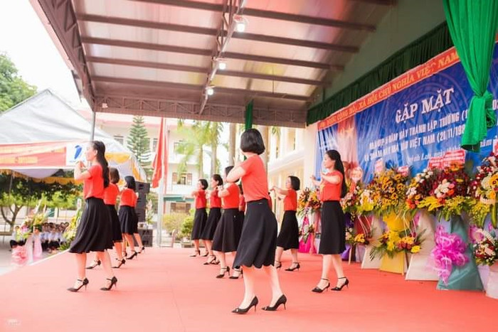 Ngoài giờ dạy, giáo viên được công đoàn tổ chức nhiều hoạt động văn hóa thể thao Ngoài giờ dạy, giáo viên được công đoàn tổ chức nhiều hoạt động văn hóa thể thao